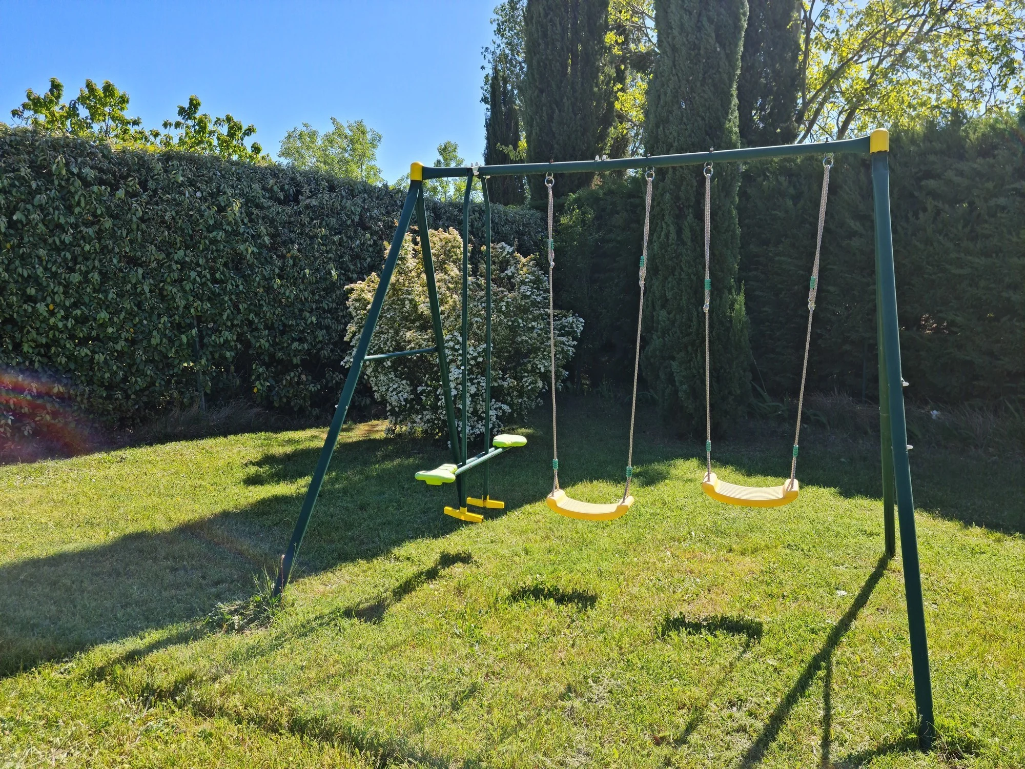 Portique de balançoires
